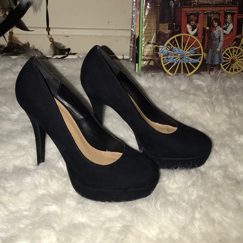 LC Lauren Conrad high heels